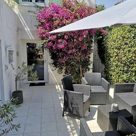 Lägenhet 50 M2 Dans Maison Privative Avec Terrasse Et Jardin Privee