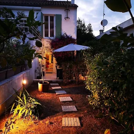 50 M2 Dans Maison Privative Avec Terrasse Et Jardin Privee Lägenhet *
